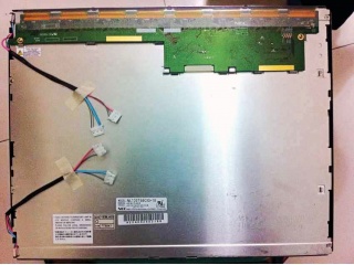NLT 15" TN 液晶模组 1024×768 500nits CCFL LVDS 20pins