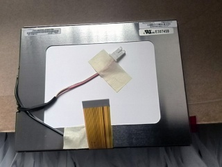 元太 5" TN 液晶模组 320×234 250nits WLED Analog 30pins