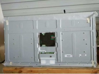 群创 40" VA 液晶模组 3840×2160 350nits WLED V-by-One 51pins 120Hz