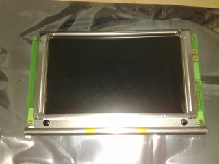 南亚 5.4" 240×128 FSTN-LCD 黑白模-负显 透射式 CCFL CPU 20pins