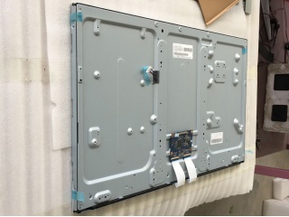 松下液晶模组VVX32F125G00