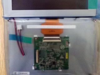 京瓷 5.7" TN 液晶模组 320×240 500nits WLED TTL 33pins