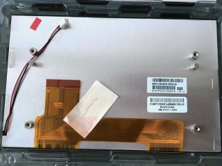 友达 7" VA 液晶模组 800×480 WLED  2.9G抗振