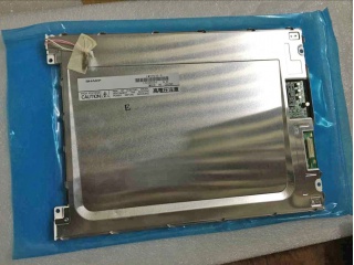 夏普 10.4" 640×480 CSTN-LCD 常黑显示 透射式 CCFL 并口数据 31pins