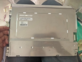 夏普 10.4" VA 液晶模组 640×480 380nits CCFL TTL 31pins