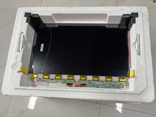 华星光电液晶玻璃SG2701G02-3