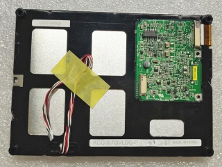 京瓷 5.7" 320×240 CSTN-LCD 常黑显示 透射式 WLED 并口数据 20pins