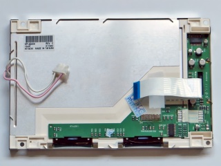 日立 5.7" 320×240 STN-LCD    并口数据