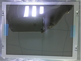 三菱 8.4" TN 液晶模组 640×480 400nits 透反射式 262K/16.7M WLED LVDS 20pins