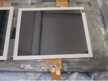 8寸TFT液晶显示屏 1024*768 300亮度 40PINS LVDS 工业液晶屏